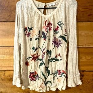 B2G1FREE Lucky Brand Top